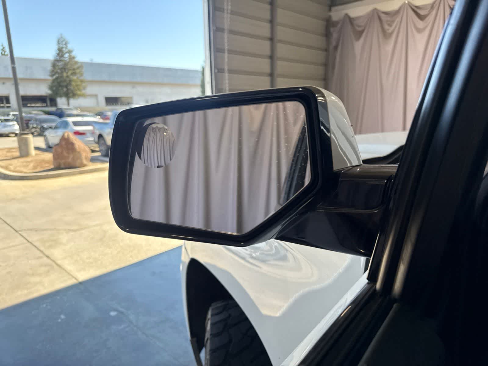 Thumbnail: 2019 Chevrolet Tahoe - 19