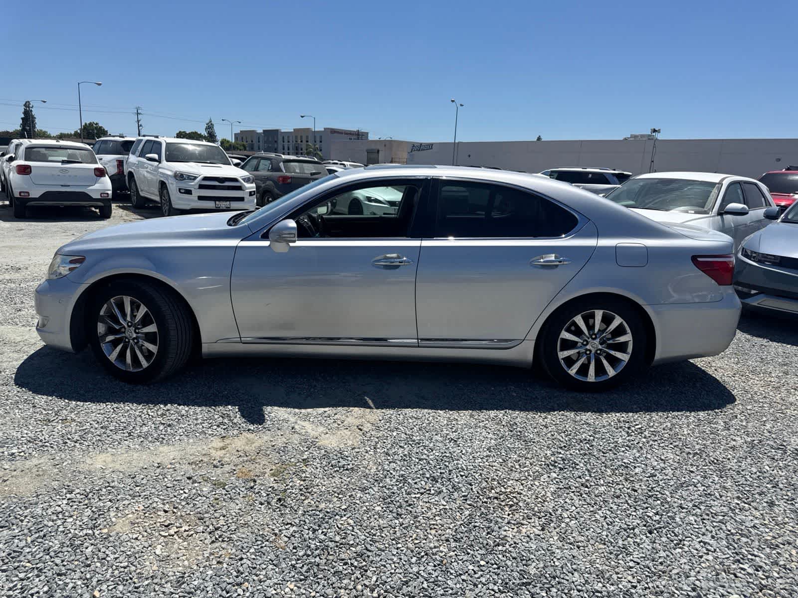 Thumbnail: 2010 Lexus LS - 6