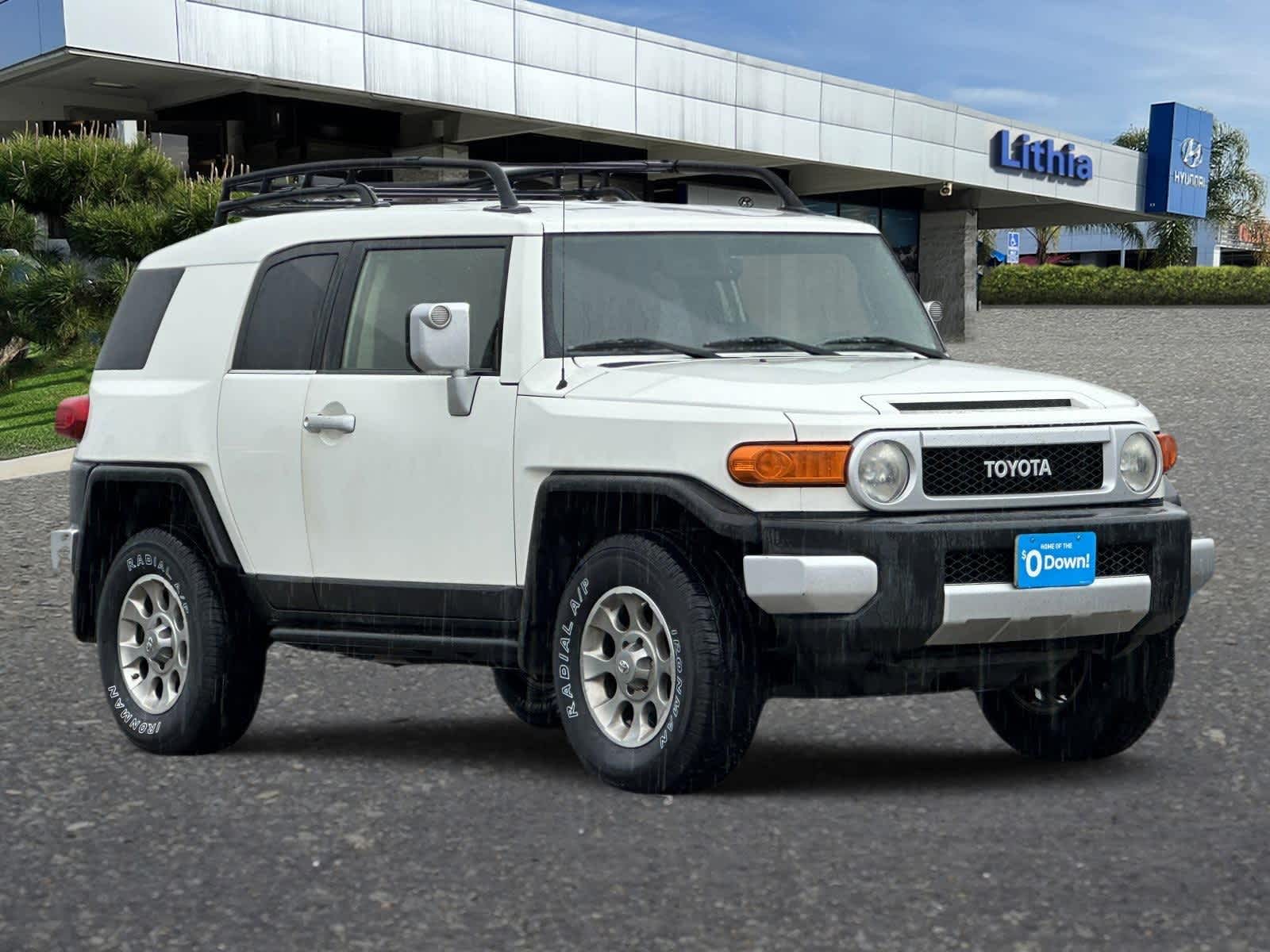 Thumbnail: 2013 Toyota FJ Cruiser - 9