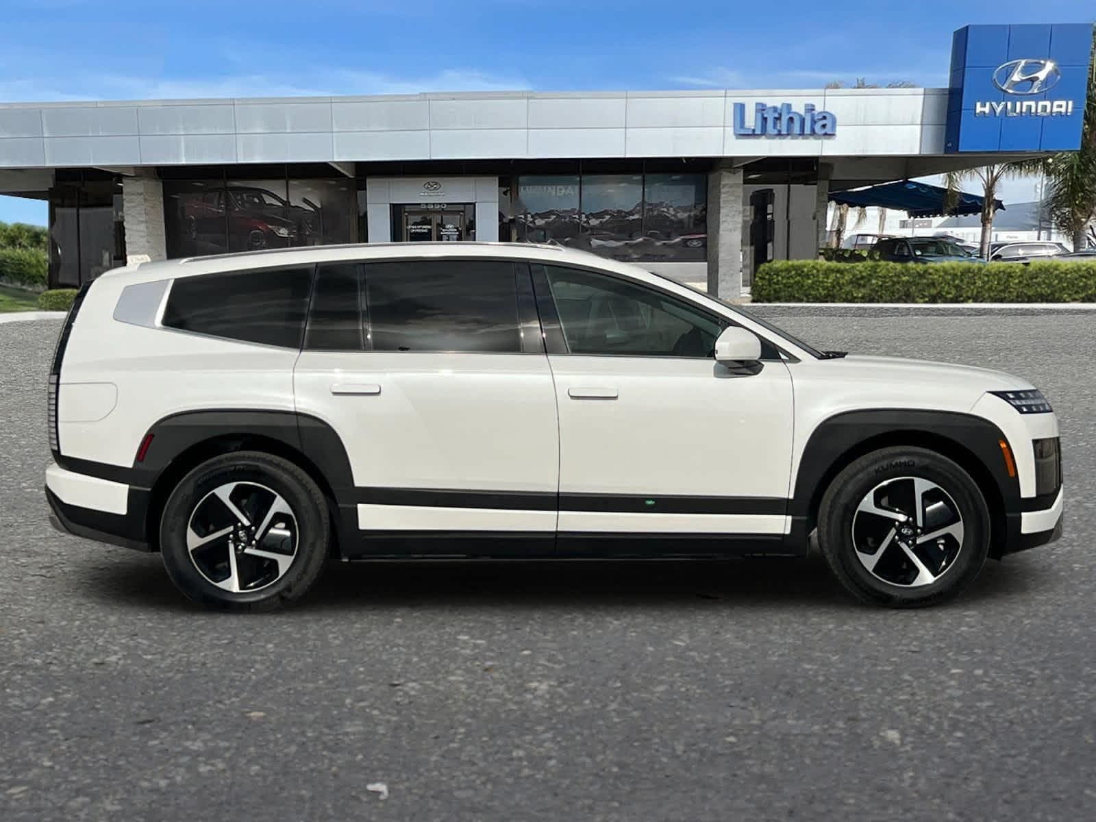 Thumbnail: 2026 Hyundai Ioniq - 8