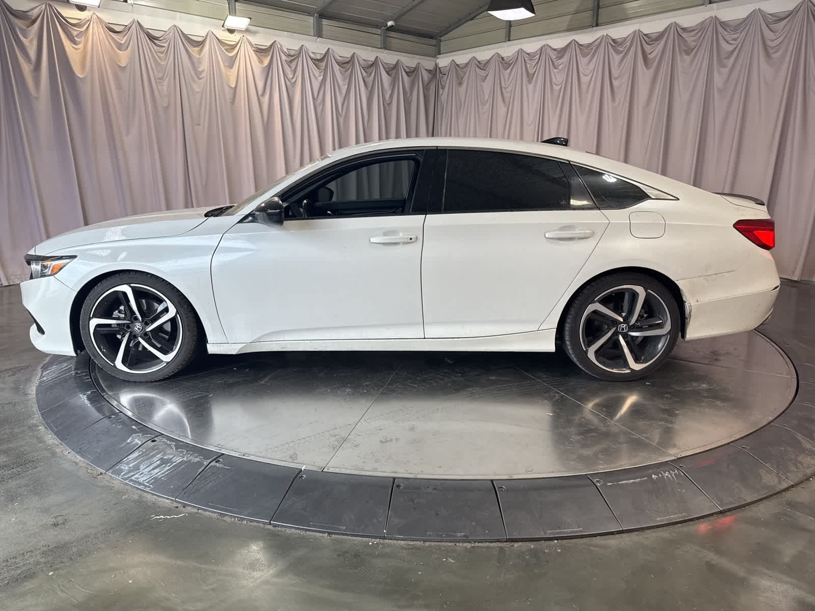 Thumbnail: 2022 Honda Accord - 8