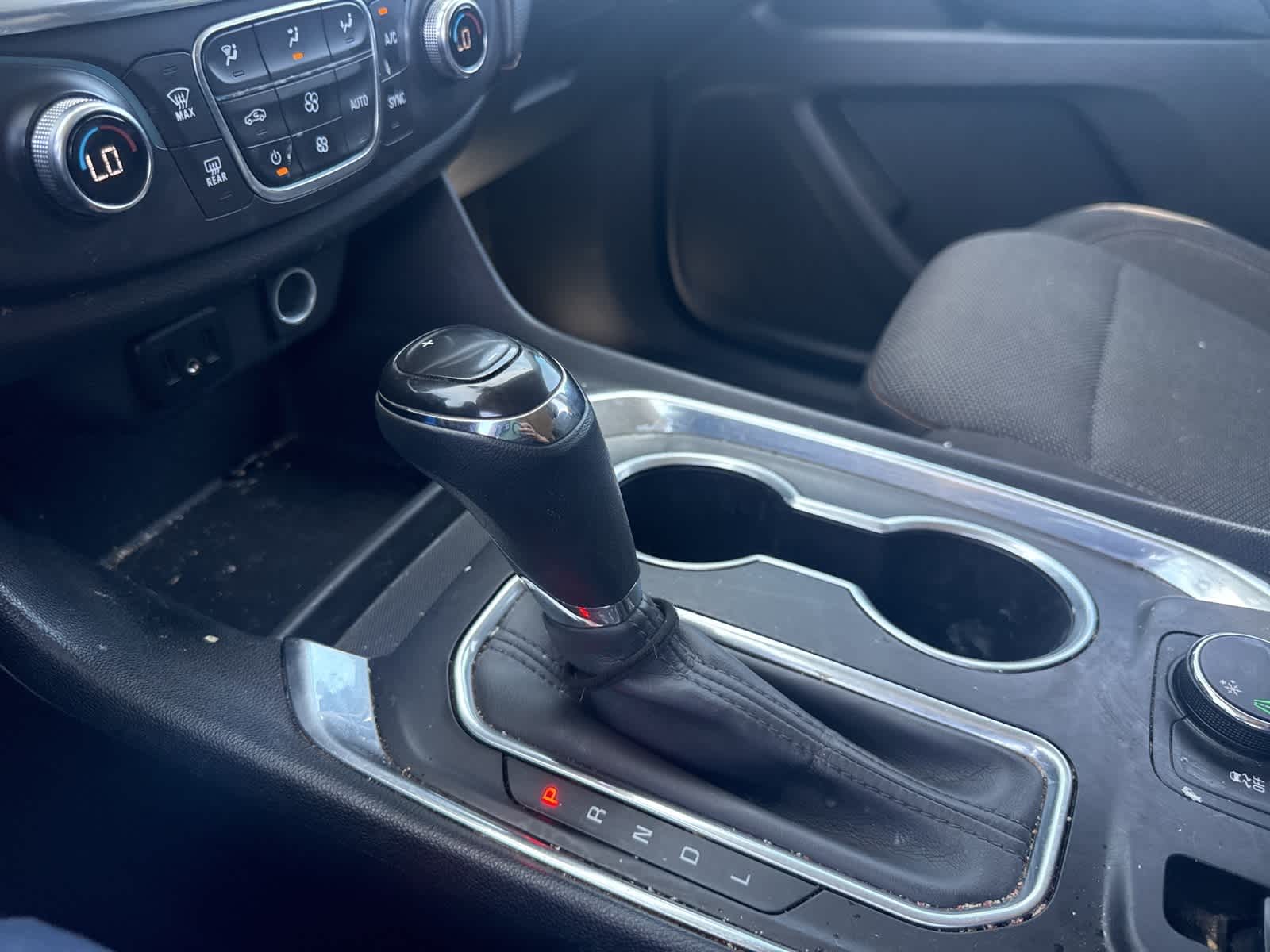 Thumbnail: 2020 Chevrolet Traverse - 25