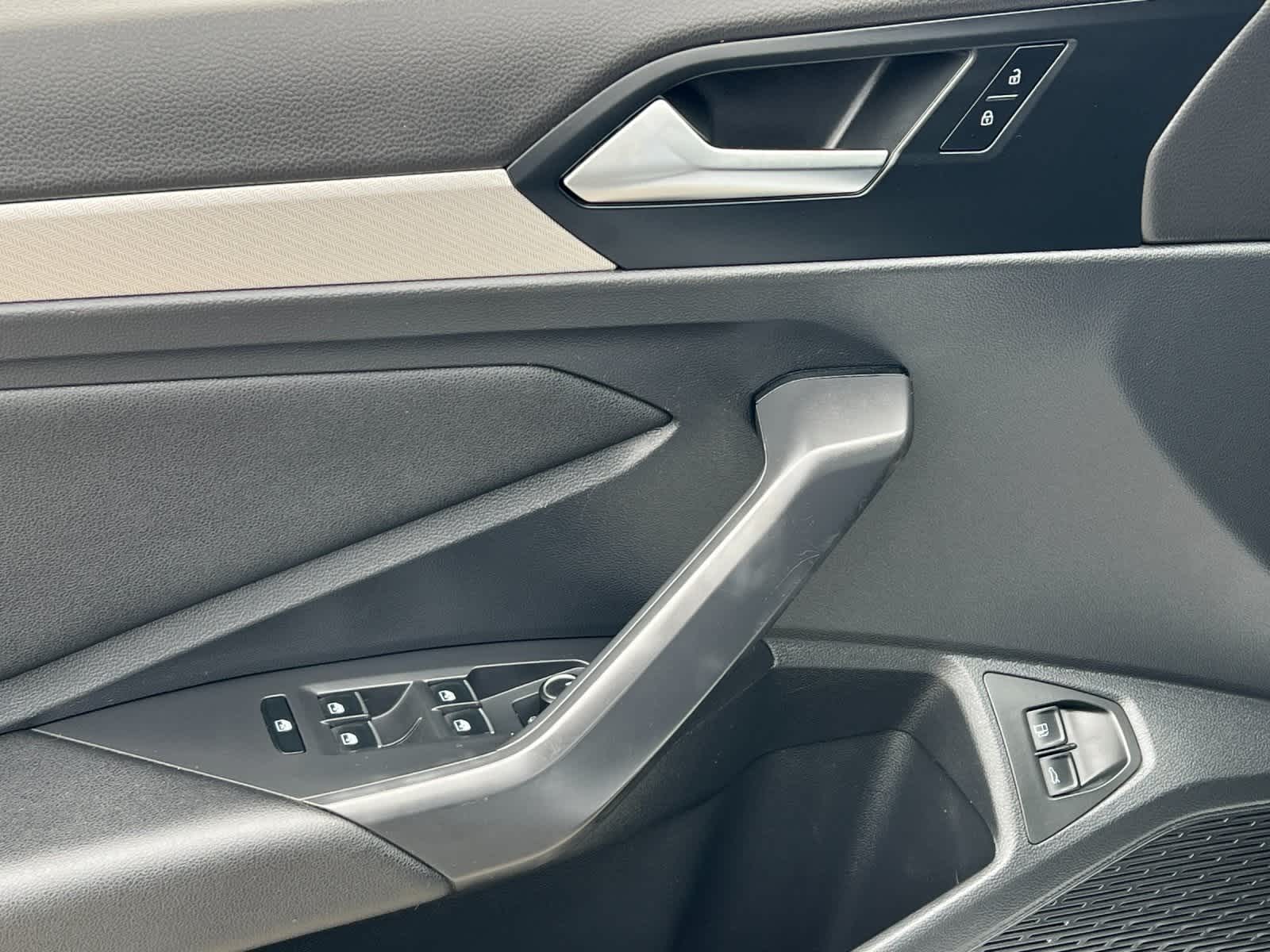 Thumbnail: 2021 Volkswagen Jetta - 13