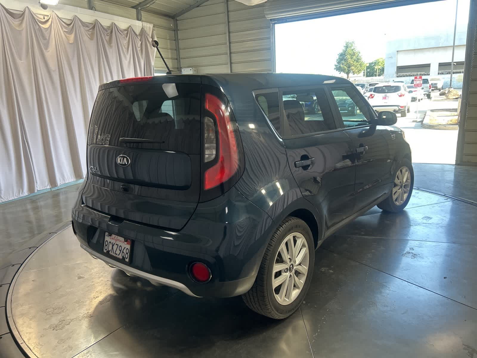 Thumbnail: 2017 Kia Soul - 10