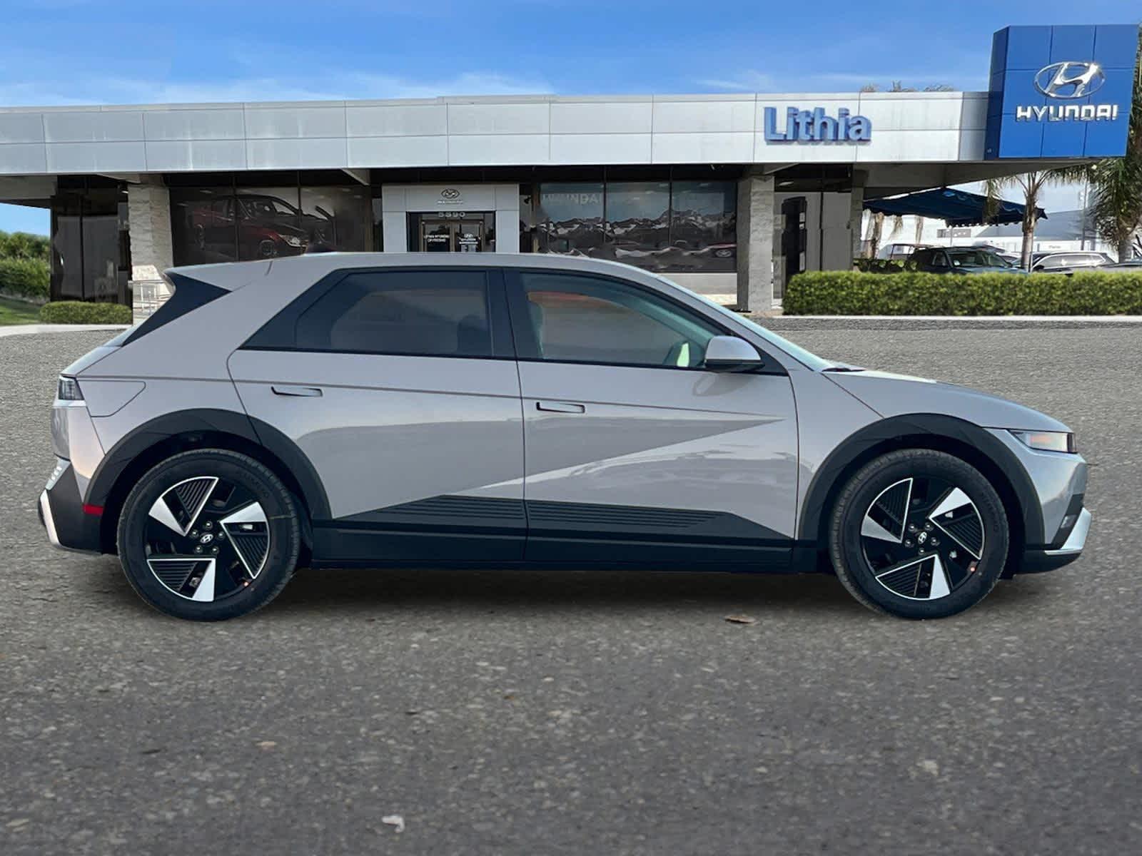 Thumbnail: 2026 Hyundai Ioniq 5 - 8