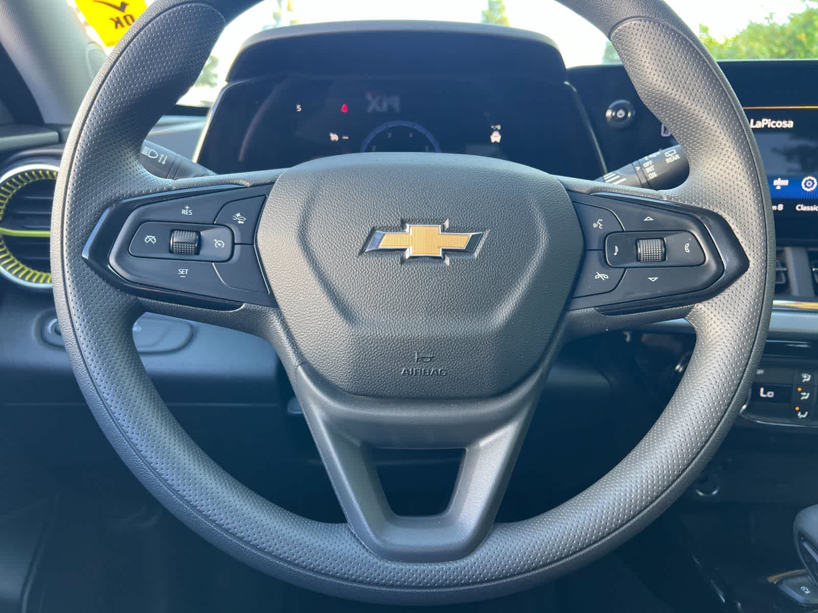 Thumbnail: 2026 Chevrolet Trax - 24