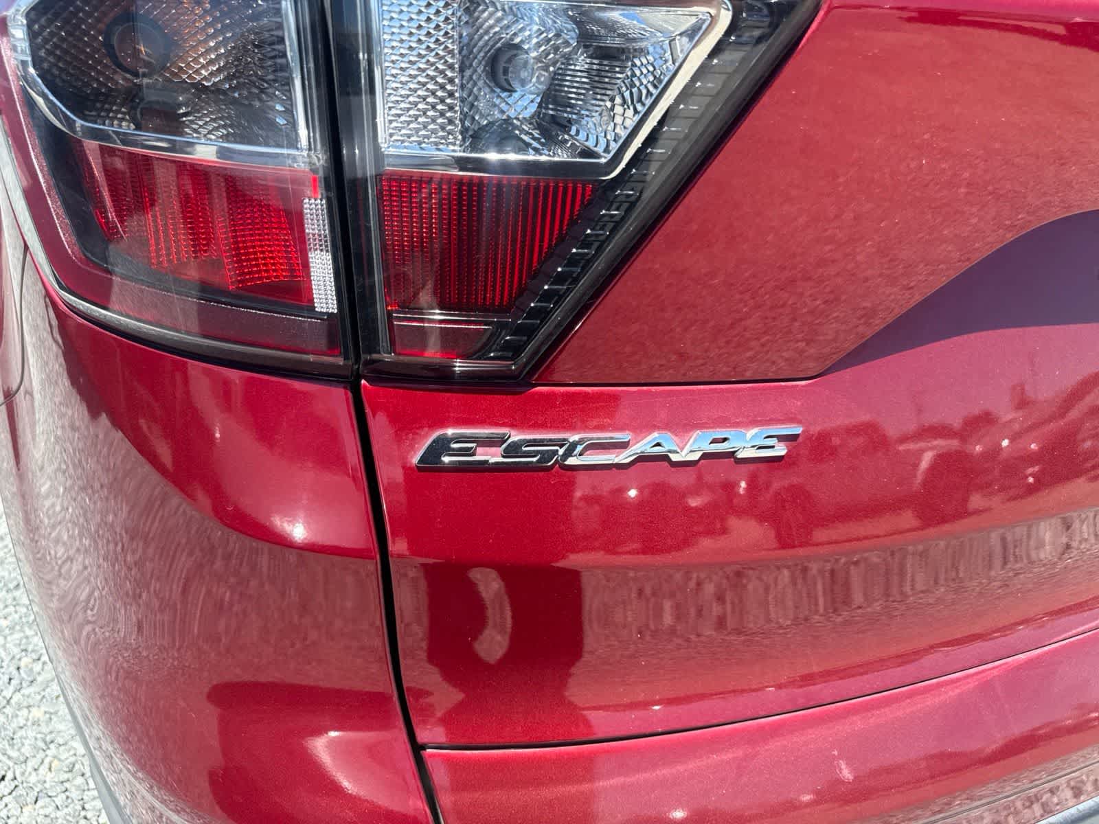 Thumbnail: 2017 Ford Escape - 10