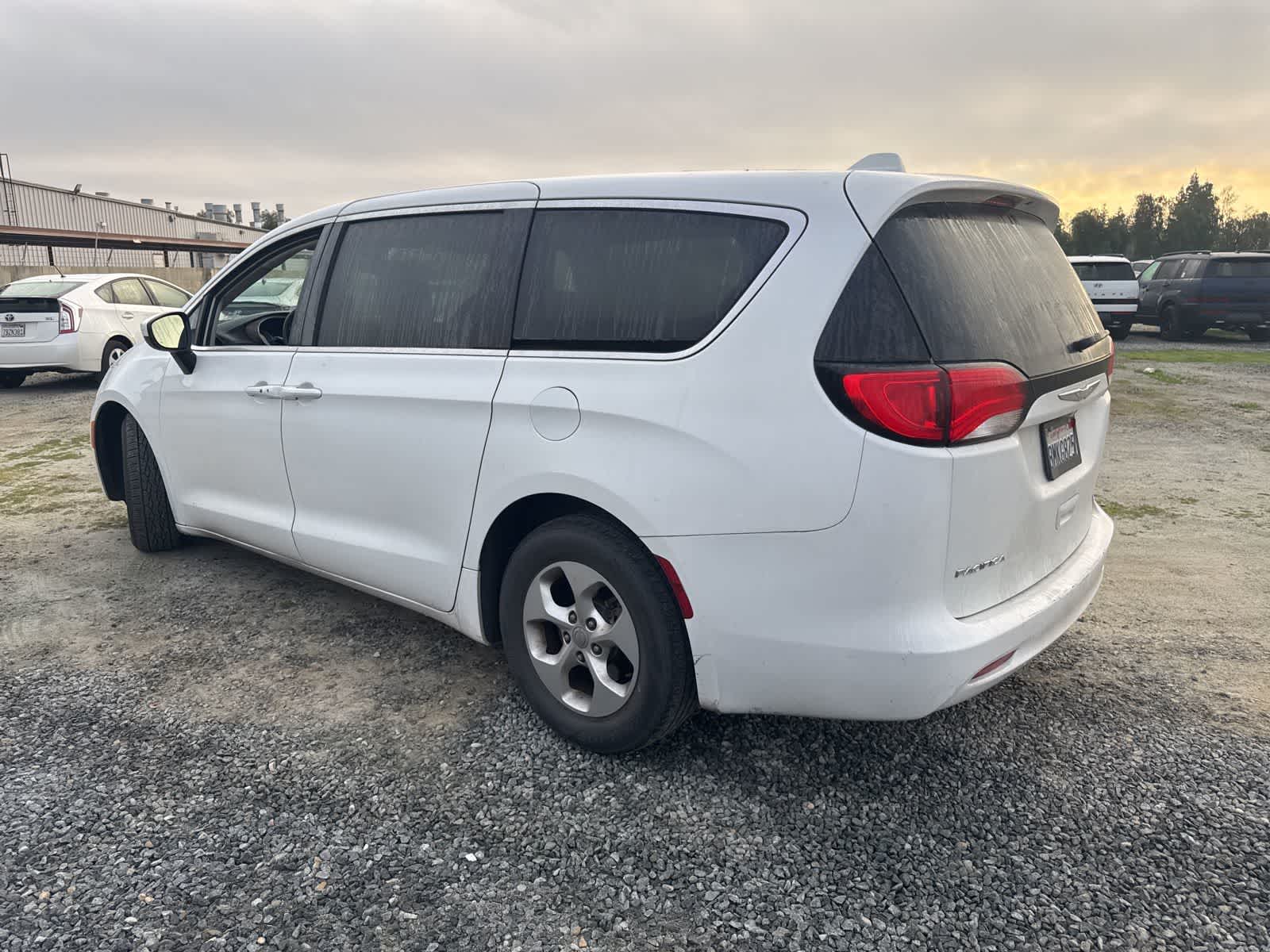 Thumbnail: 2017 Chrysler Pacifica - 7
