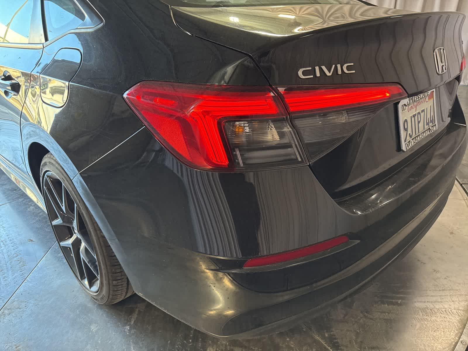 Thumbnail: 2024 Honda Civic - 8