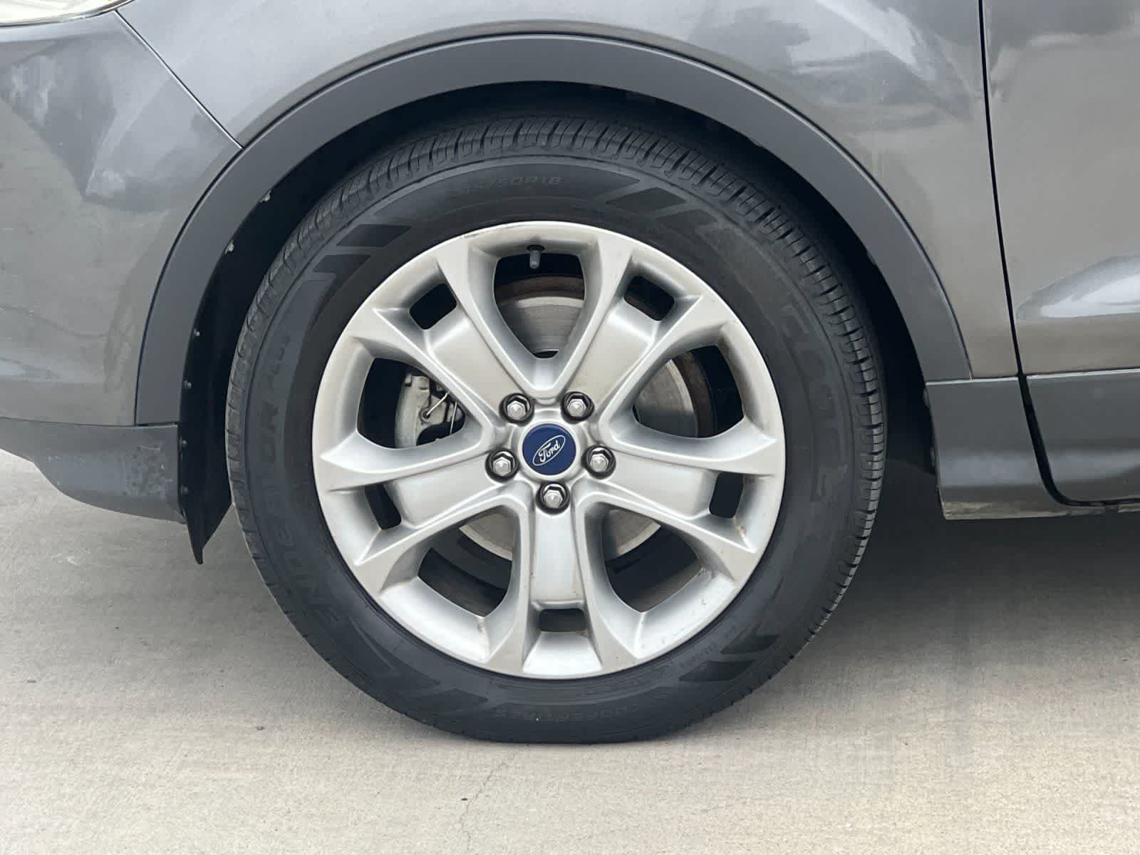 Thumbnail: 2015 Ford Escape - 27