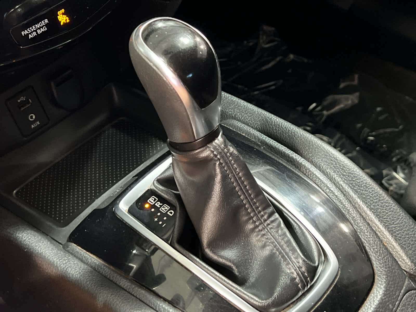 Thumbnail: 2018 Nissan Rogue Sport - 21