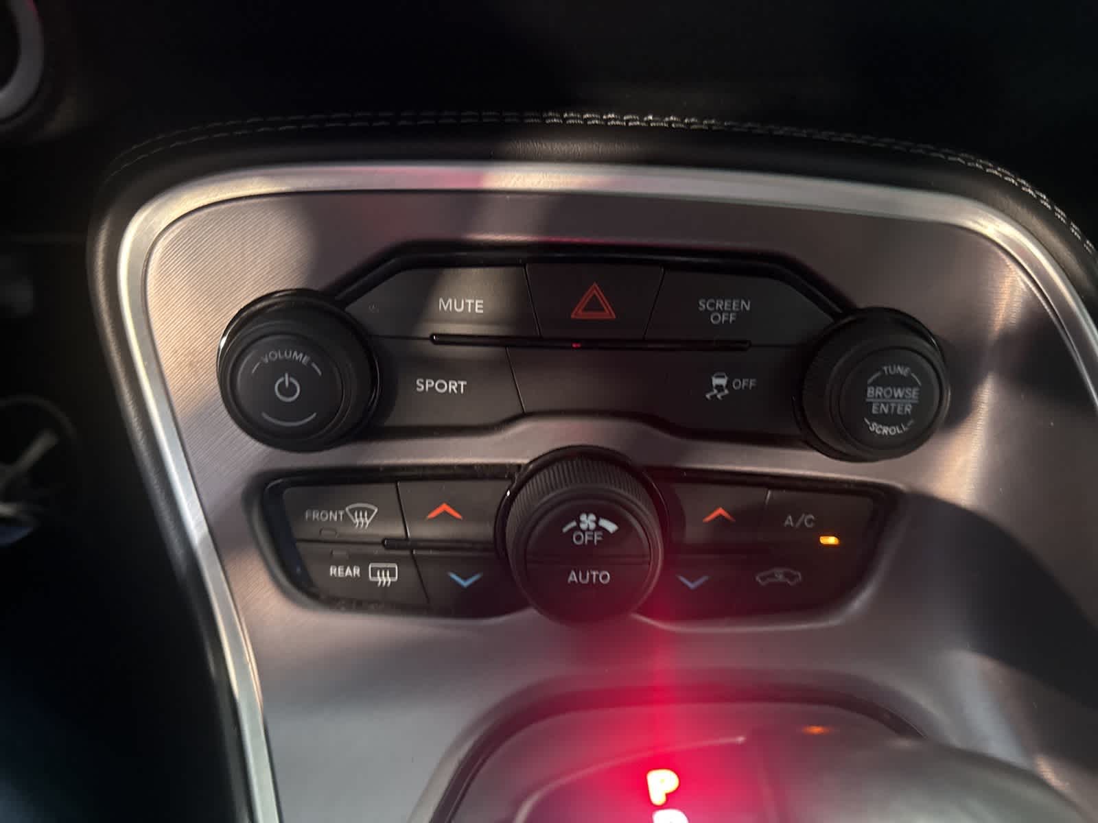 Thumbnail: 2020 Dodge Challenger - 22