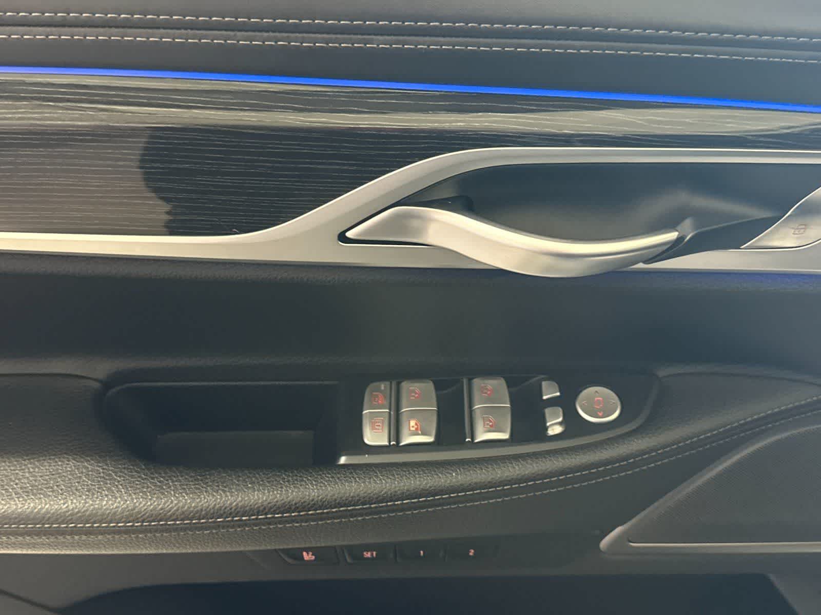 Thumbnail: 2019 BMW 7 Series - 12
