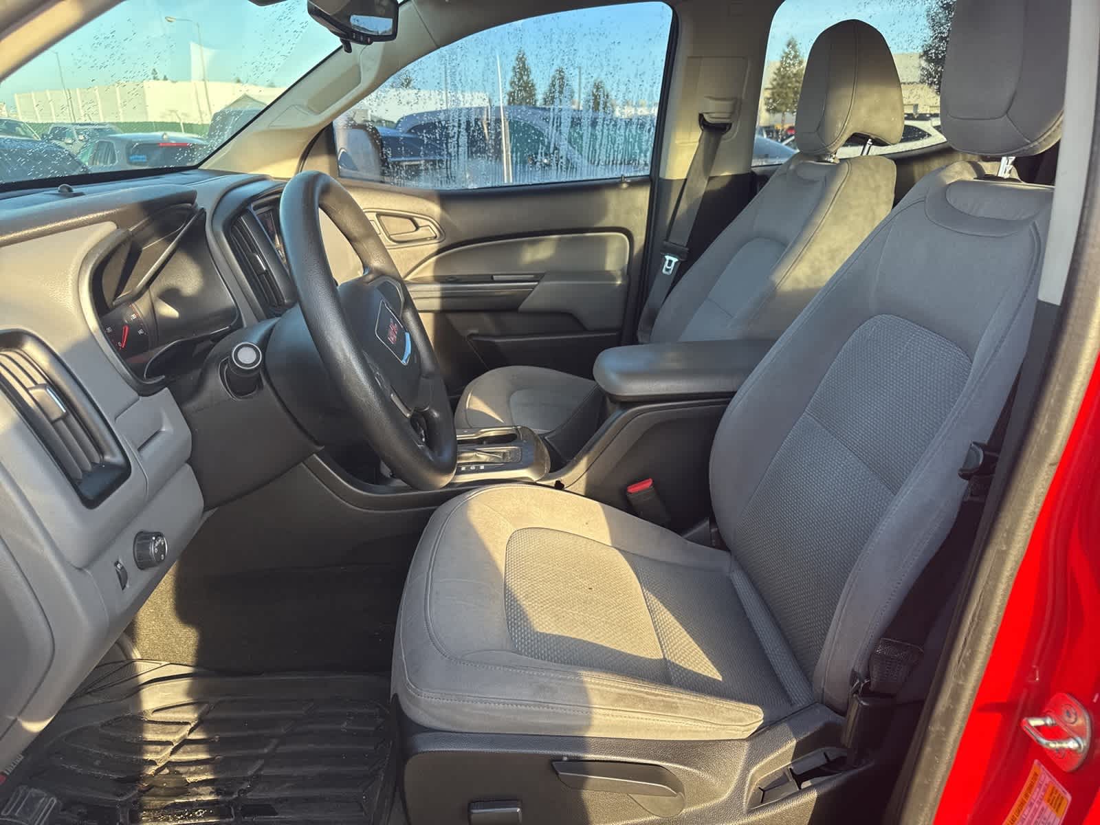 Thumbnail: 2016 GMC Canyon - 18