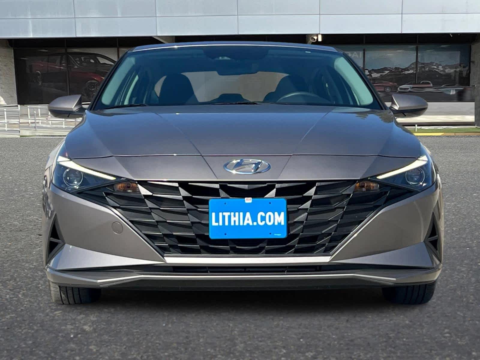 Thumbnail: 2023 Hyundai Elantra - 11
