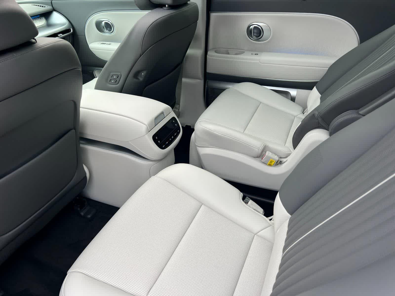 Thumbnail: 2026 Hyundai Ioniq - 4