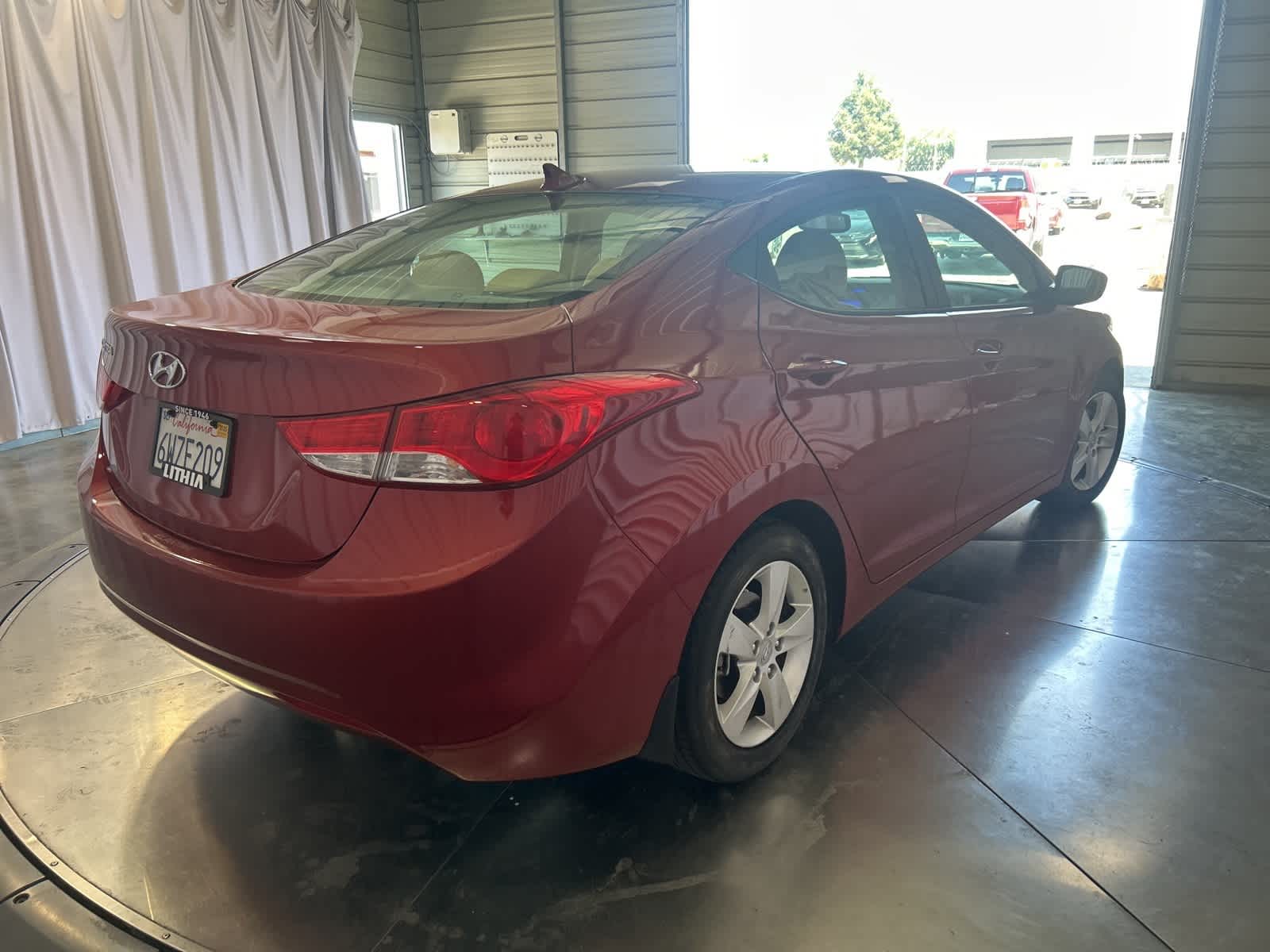 Thumbnail: 2013 Hyundai Elantra - 8