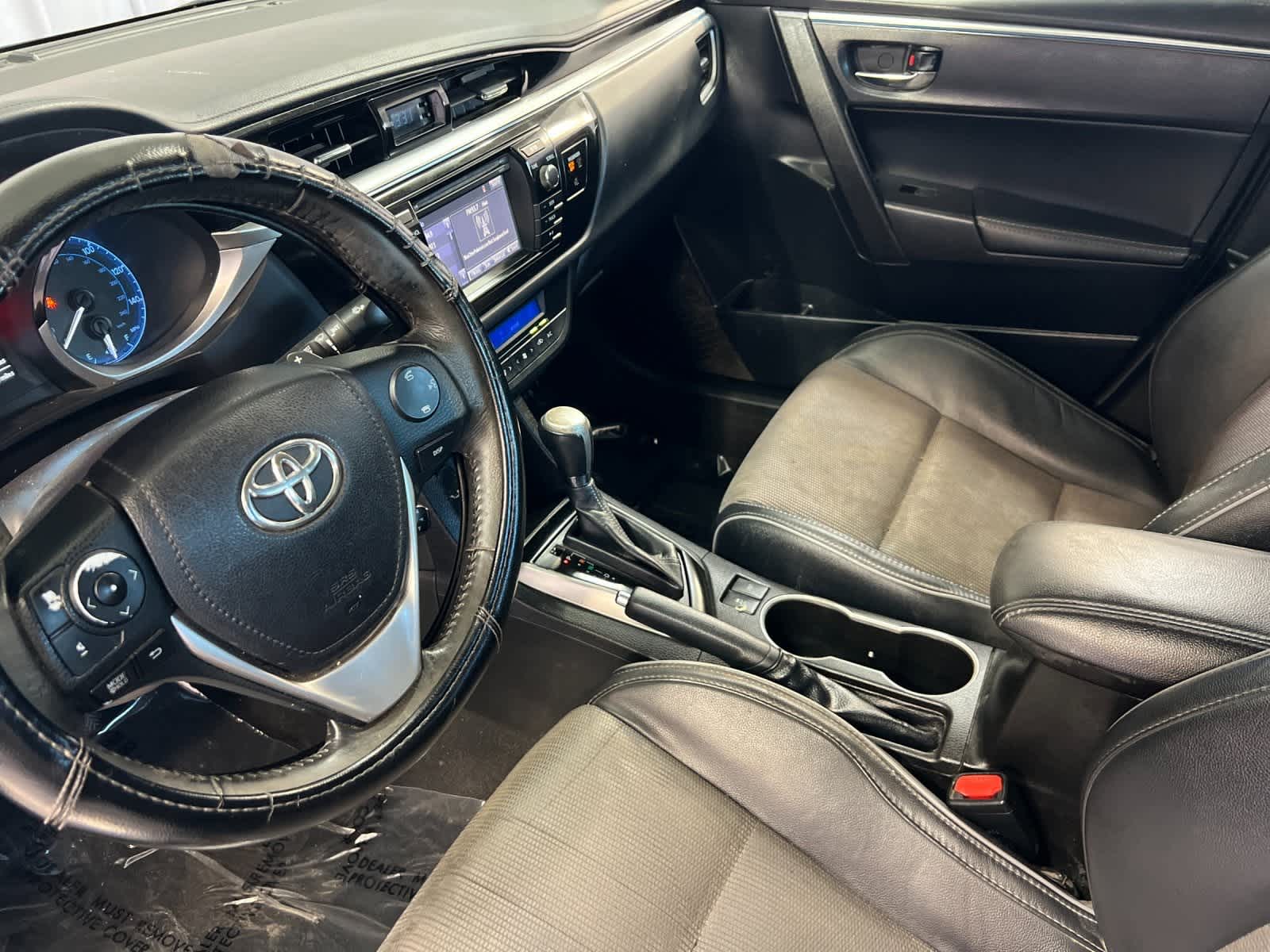 Thumbnail: 2016 Toyota Corolla - 11