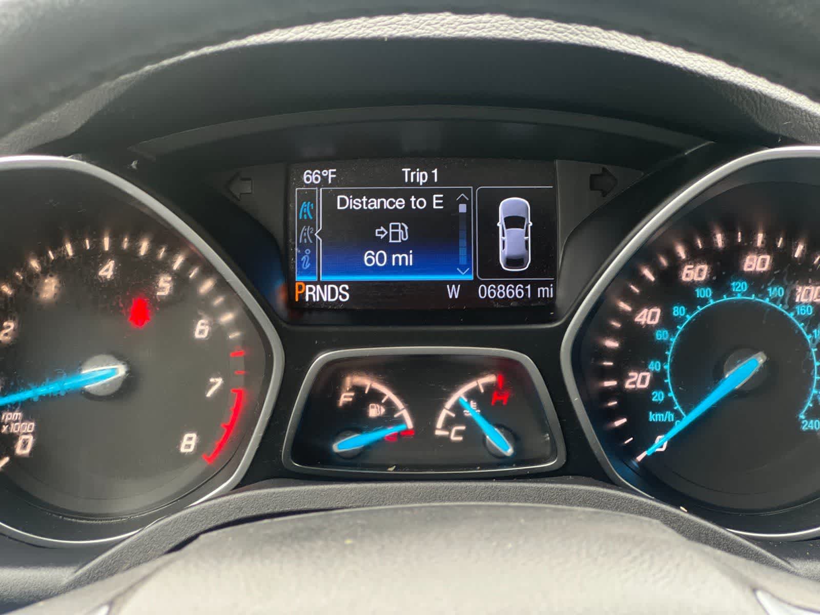 Thumbnail: 2015 Ford Escape - 26