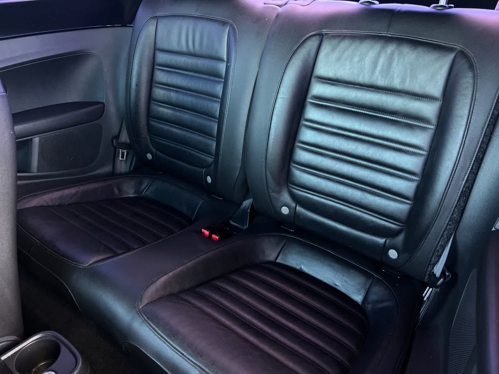 Thumbnail: 2012 Volkswagen Beetle - 5
