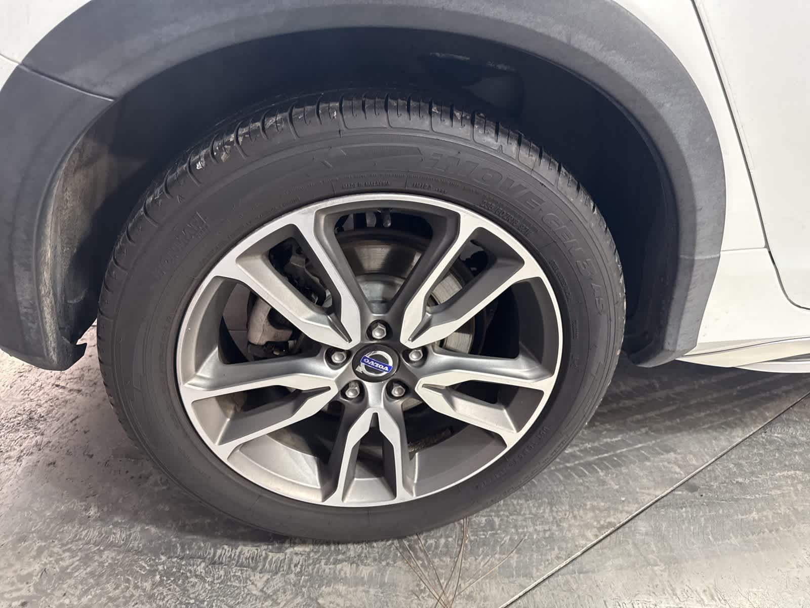 Thumbnail: 2015 Volvo S60 - 14