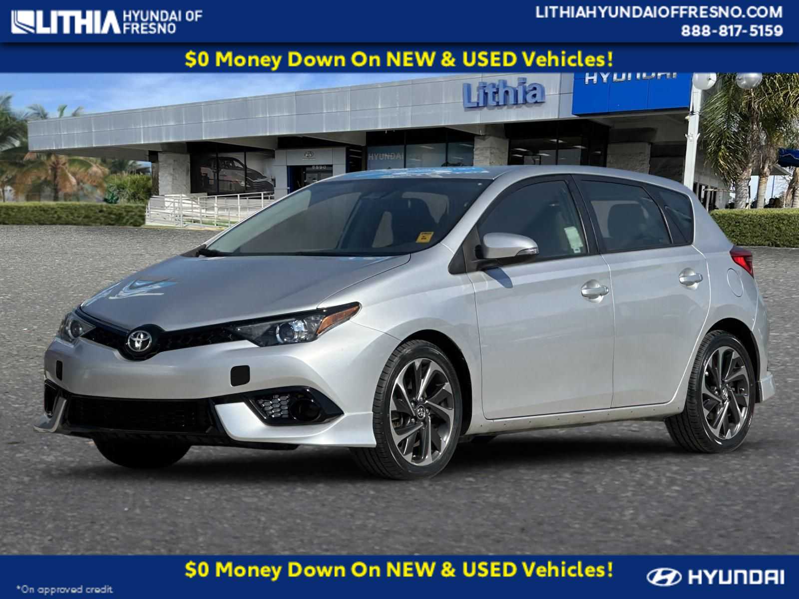 2017 Toyota Corolla iM Base -
                  Fresno, CA