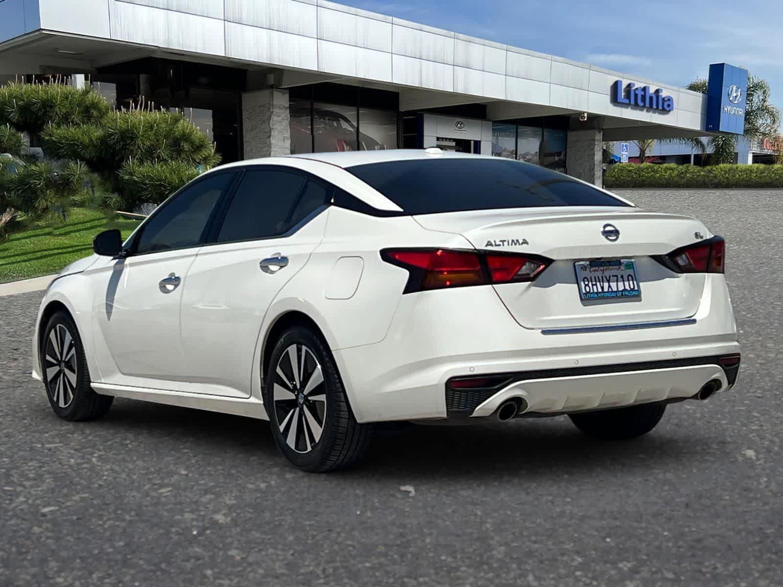 Thumbnail: 2019 Nissan Altima - 7