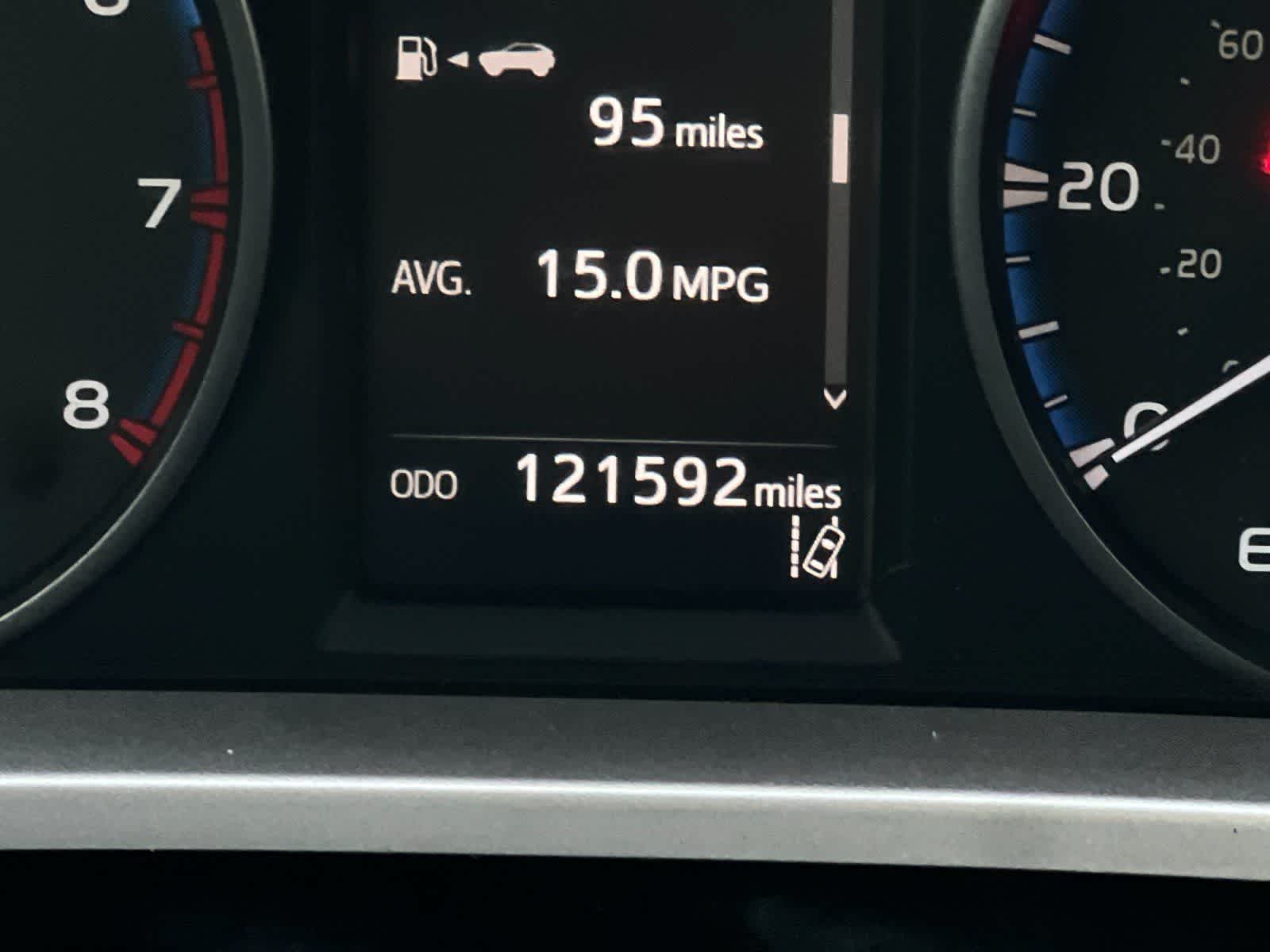 Thumbnail: 2017 Toyota RAV4 - 25