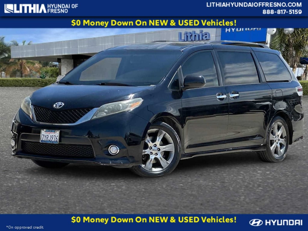 Used 2015 Toyota Sienna SE Van