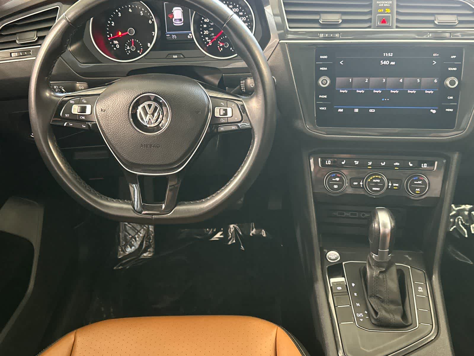 Thumbnail: 2018 Volkswagen Tiguan - 14