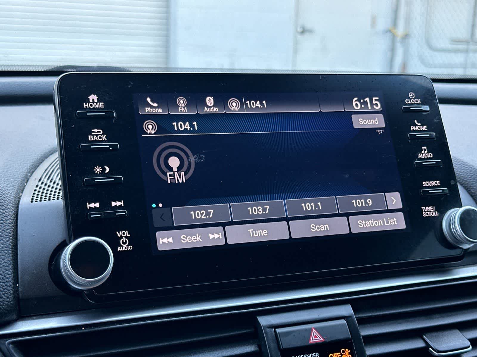 Thumbnail: 2019 Honda Accord - 17