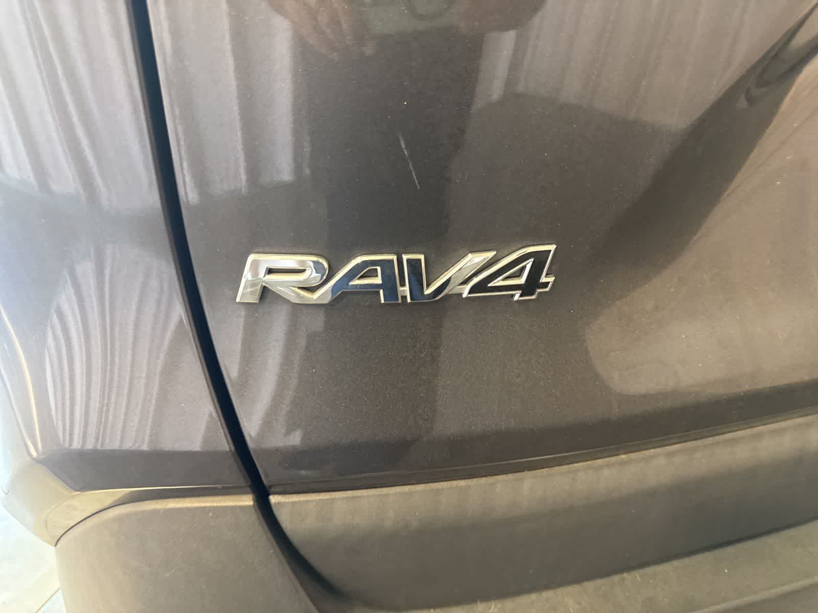 Thumbnail: 2021 Toyota RAV4 - 11