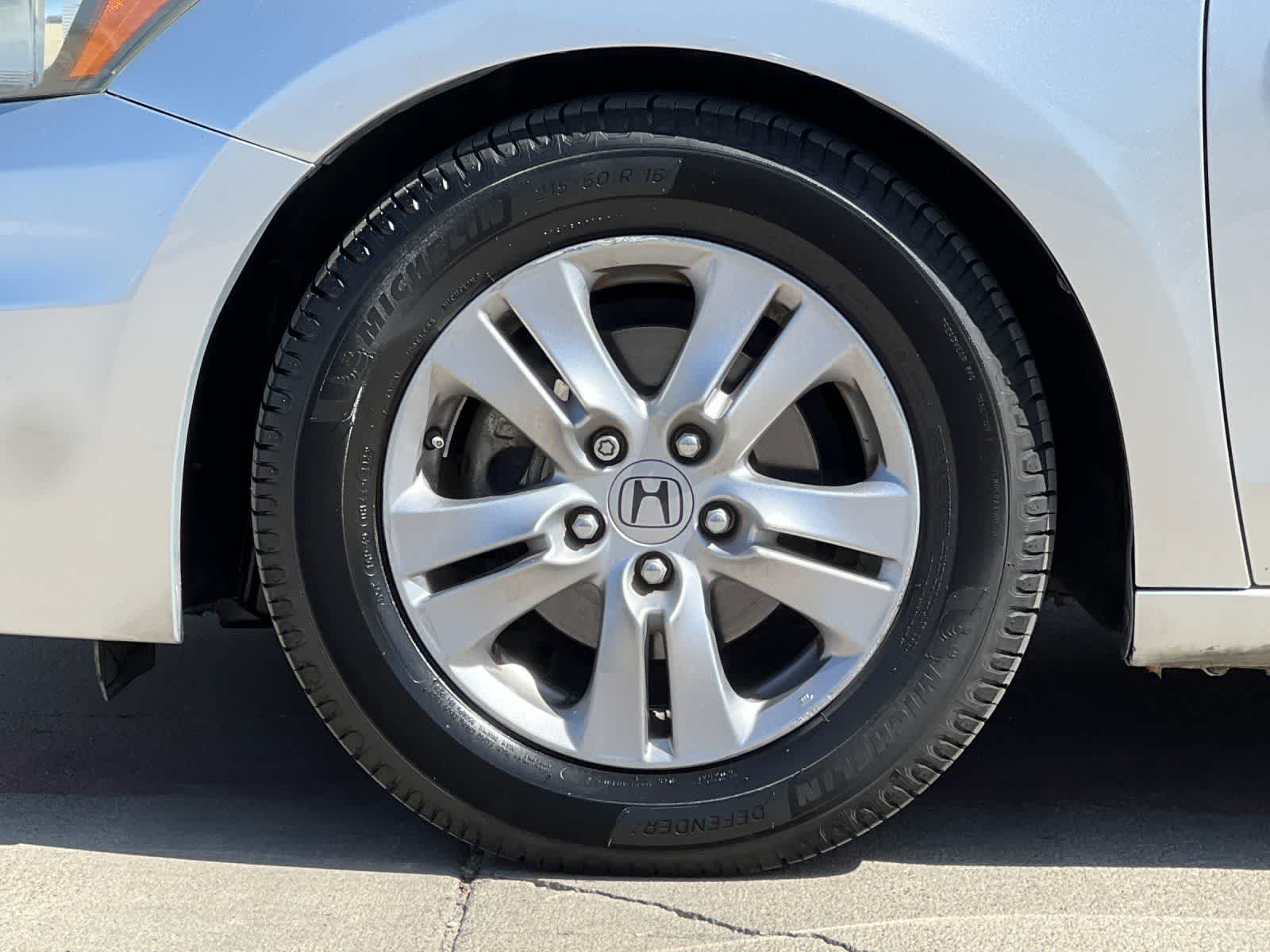 Thumbnail: 2012 Honda Accord - 25