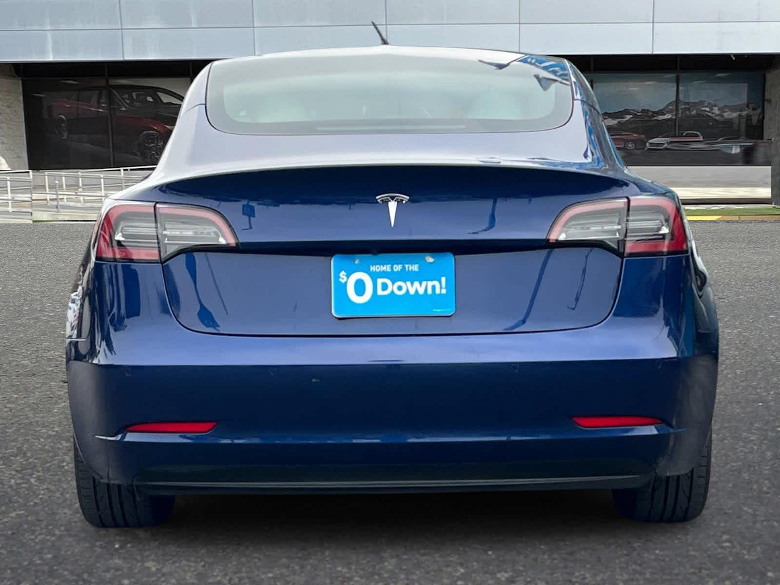 Thumbnail: 2021 Tesla Model 3 - 7