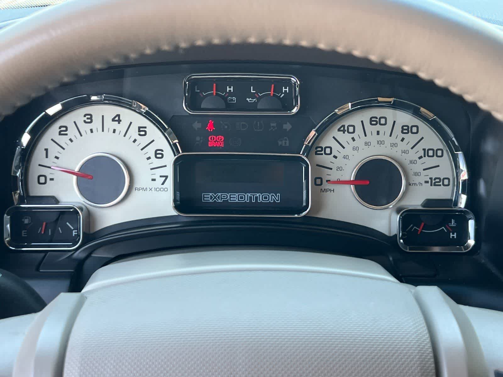 Thumbnail: 2011 Ford Expedition - 25