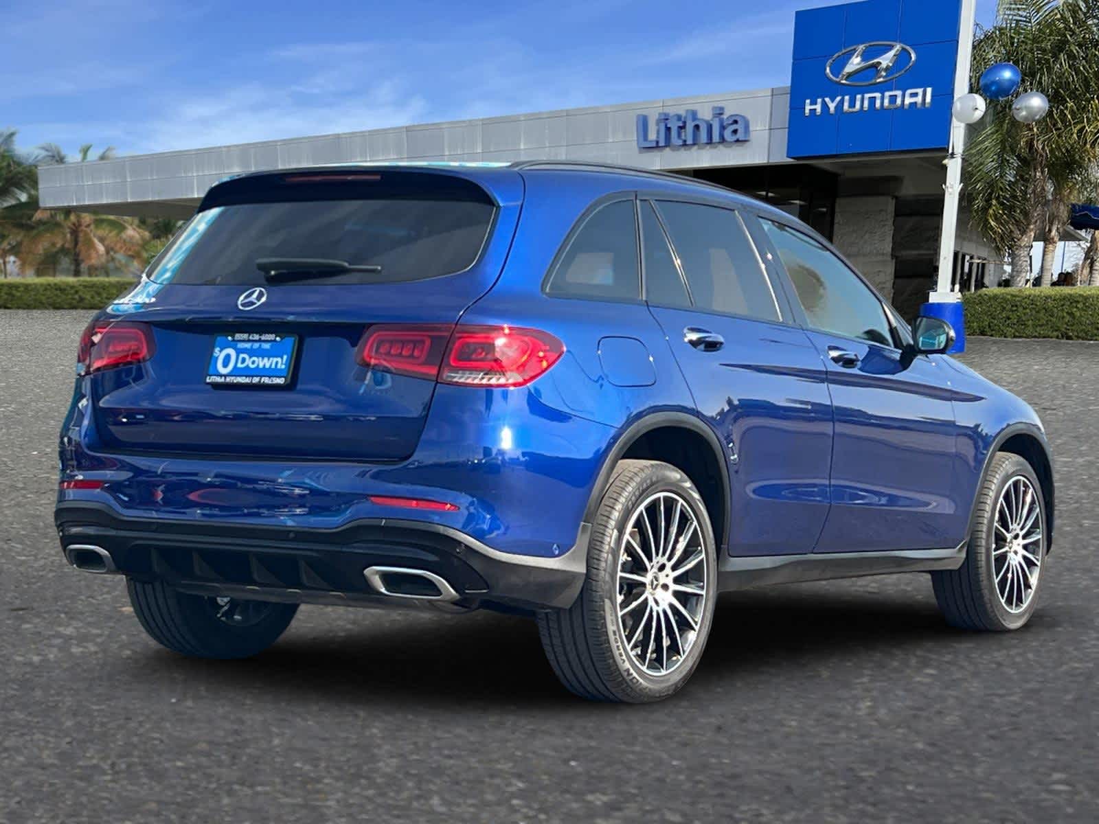 2021 Mercedes Benz GLC 300 photo 2