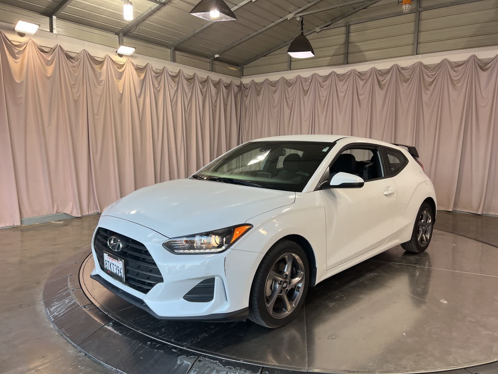 Thumbnail: 2020 Hyundai Veloster - 3