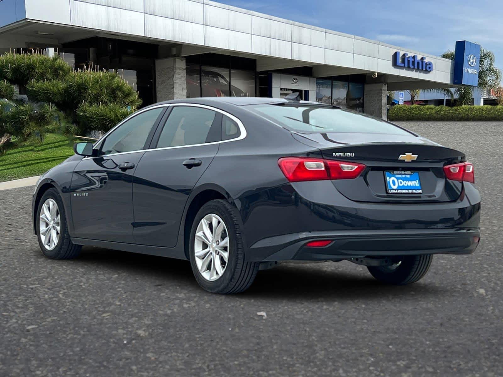 Thumbnail: 2023 Chevrolet Malibu - 6