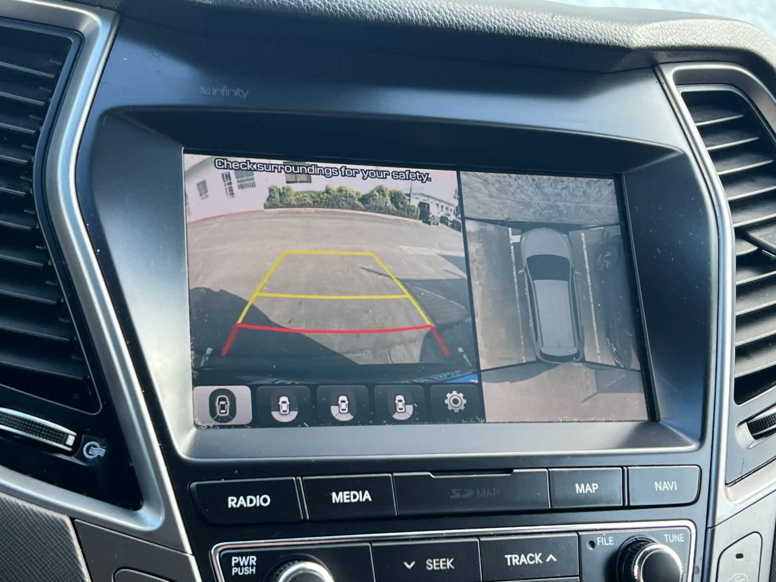 Thumbnail: 2019 Hyundai Santa Fe - 22