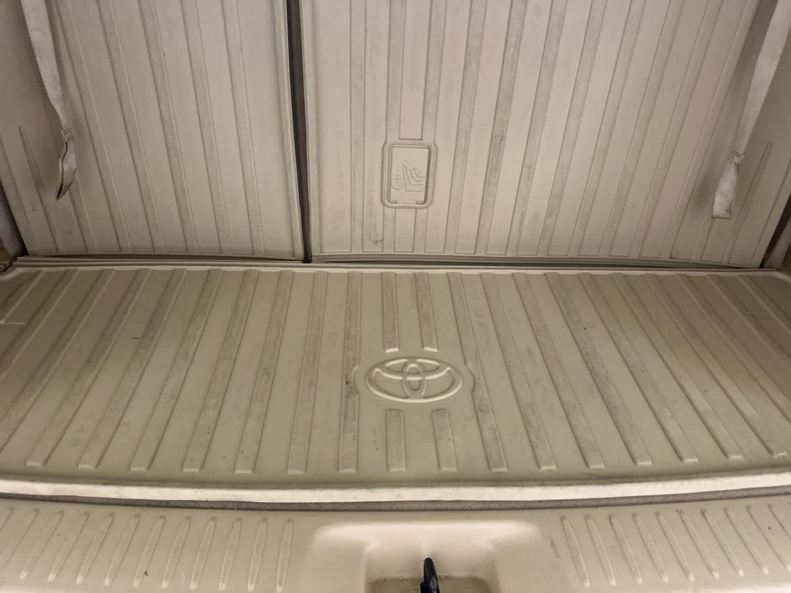 Thumbnail: 2018 Toyota Highlander - 16