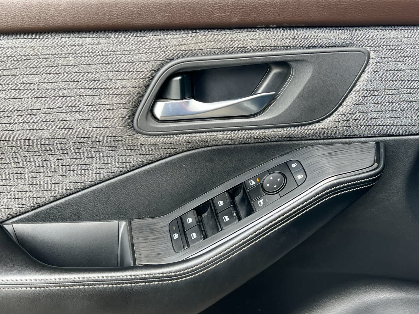 Thumbnail: 2023 Nissan Rogue - 13