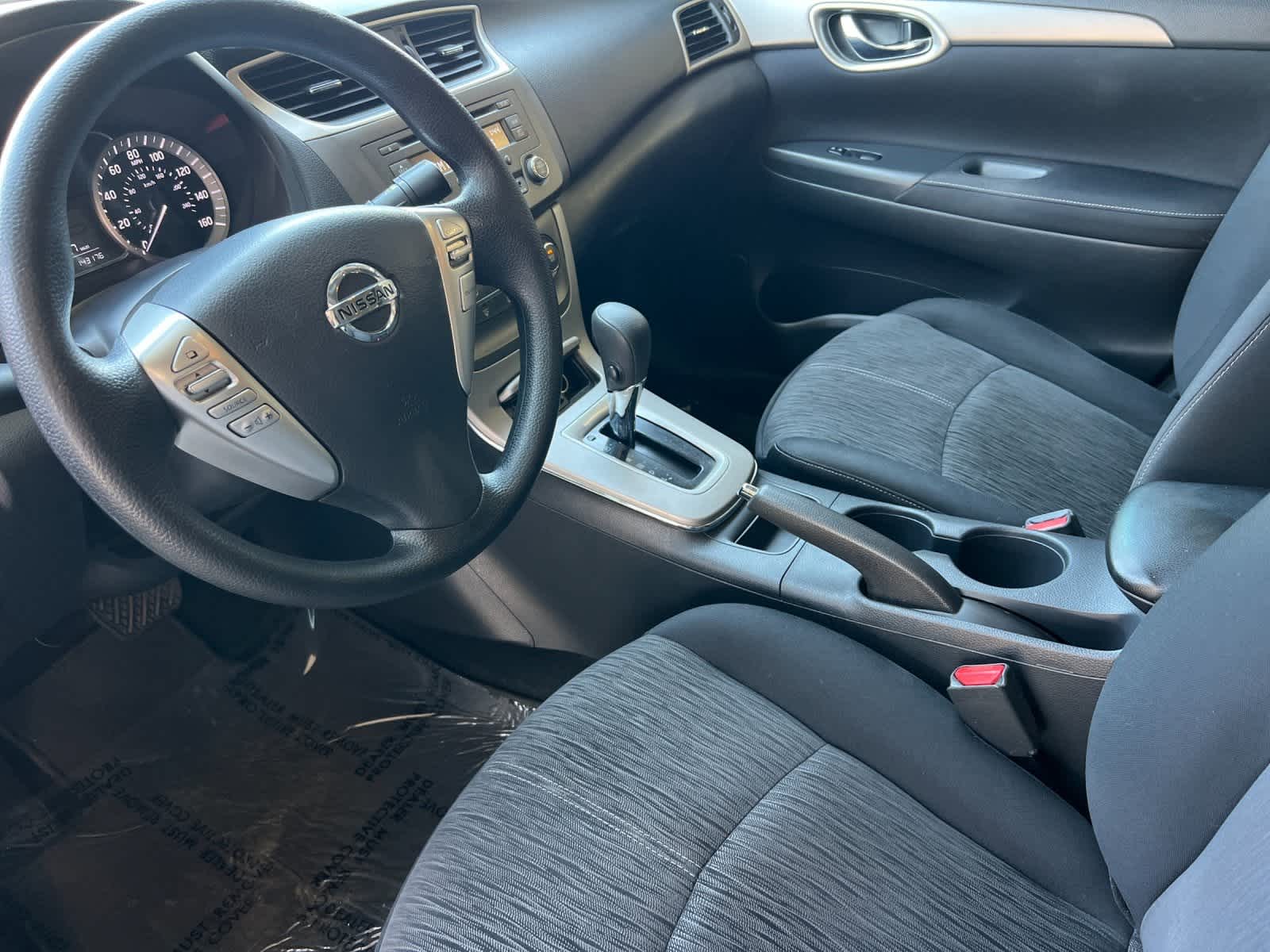 Thumbnail: 2014 Nissan Sentra - 11