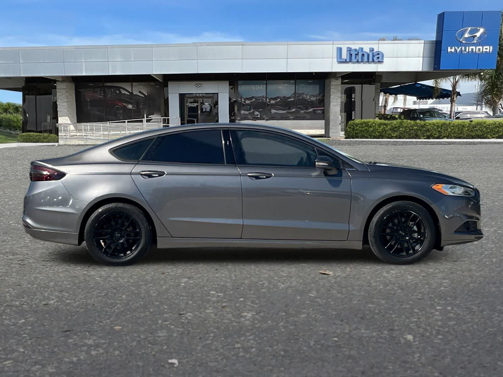 Thumbnail: 2014 Ford Fusion - 9