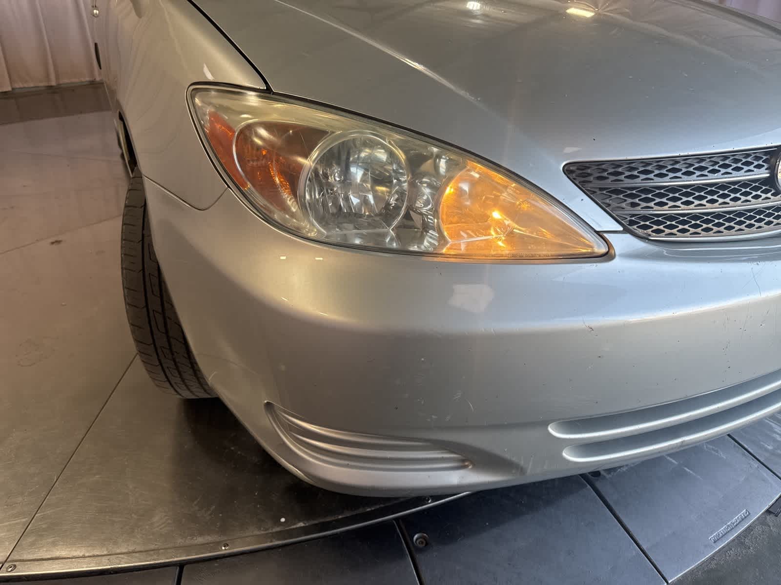 Thumbnail: 2004 Toyota Camry - 21