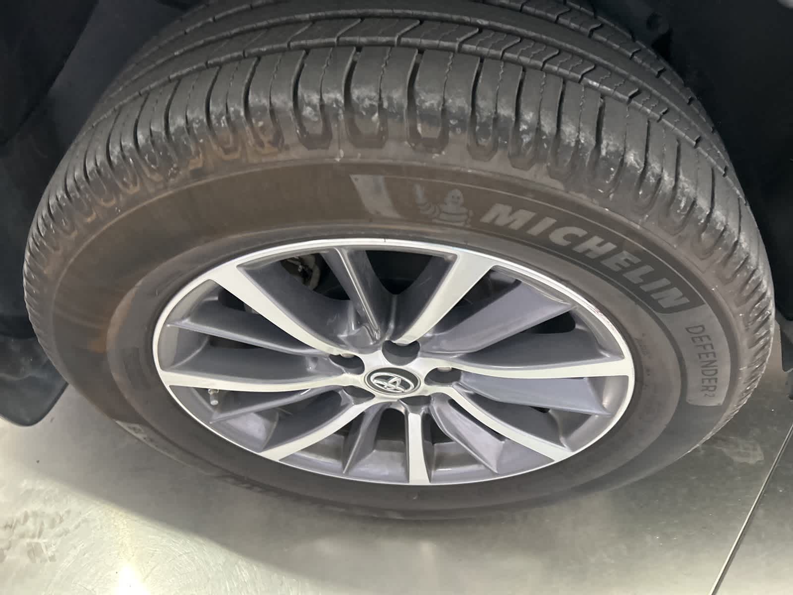 Thumbnail: 2019 Toyota Highlander - 8