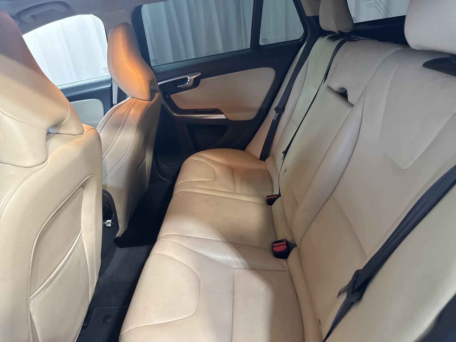 Thumbnail: 2015 Volvo S60 - 16