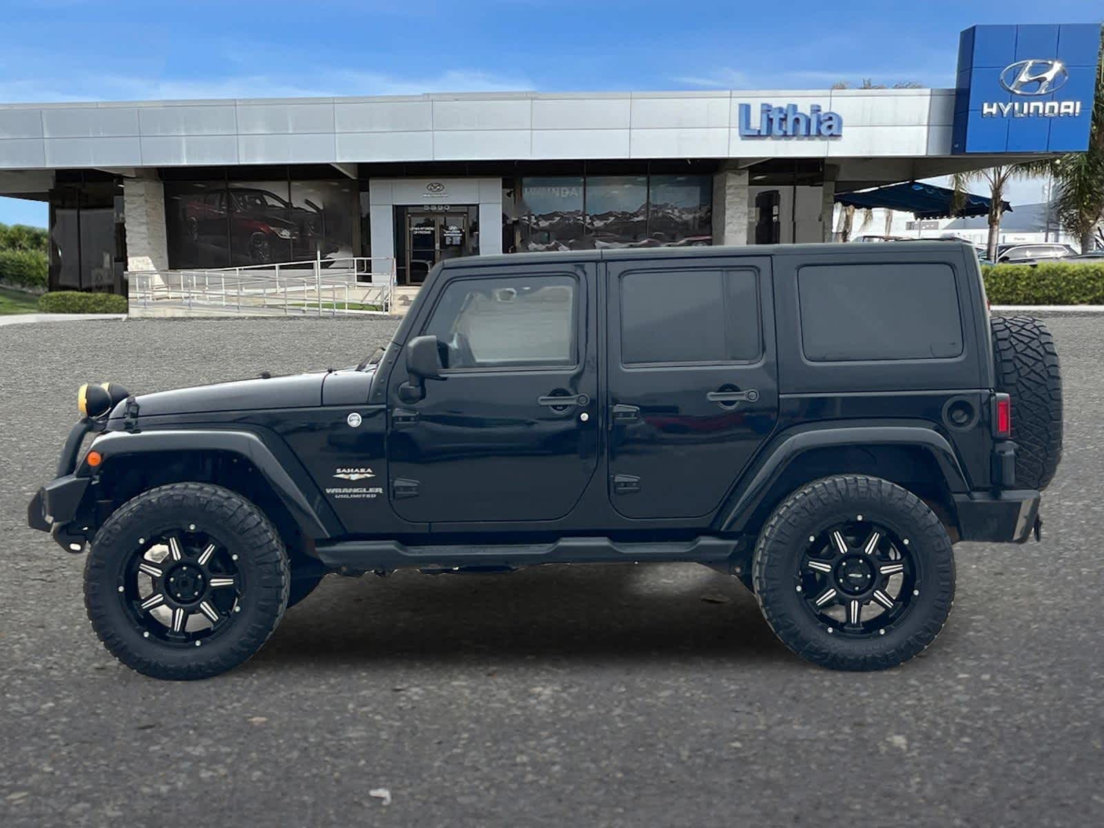 Thumbnail: 2013 Jeep Wrangler - 5