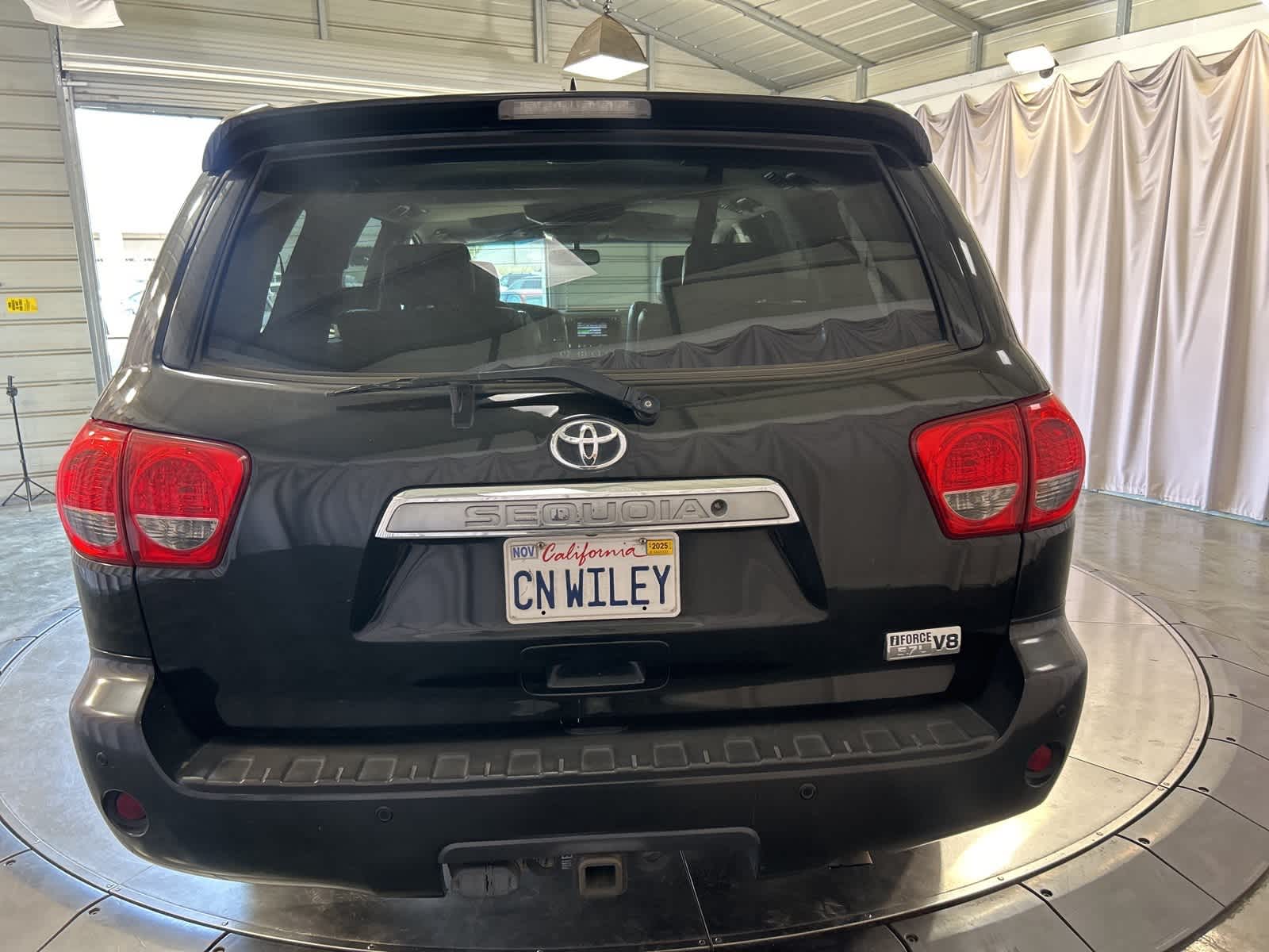 2011 Toyota Sequoia Platinum 11