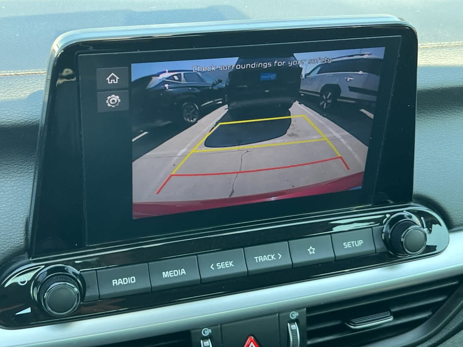 Thumbnail: 2023 Kia Forte - 18