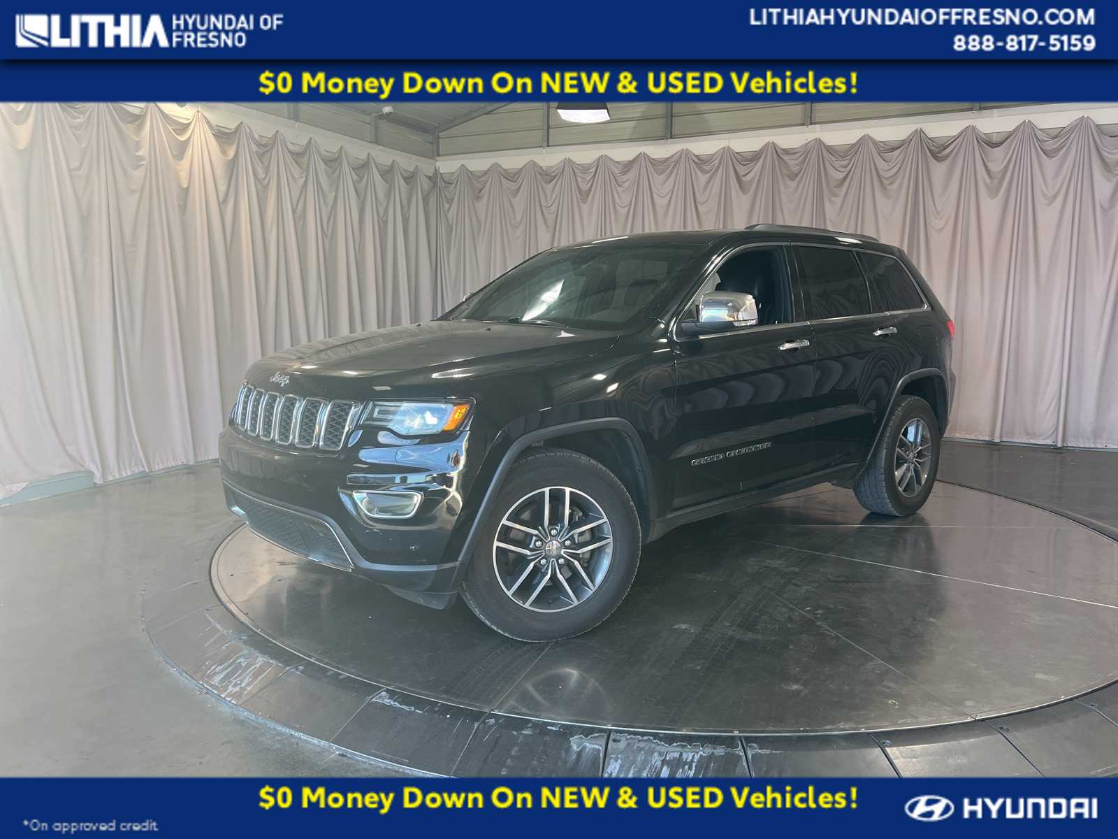 Thumbnail: 2017 Jeep Grand Cherokee - 1